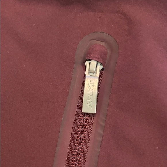 Ariat Woman’s  Purple Performance Jacket - Picture 13 of 16